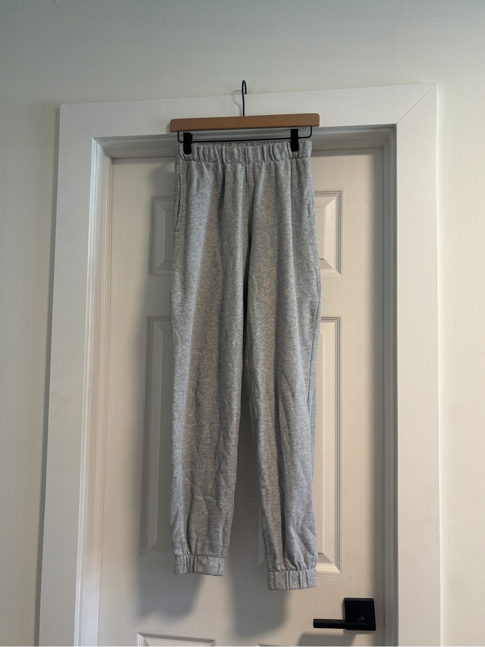 Brandy Melville Rosa Heather Gray Jogger Sweatpants